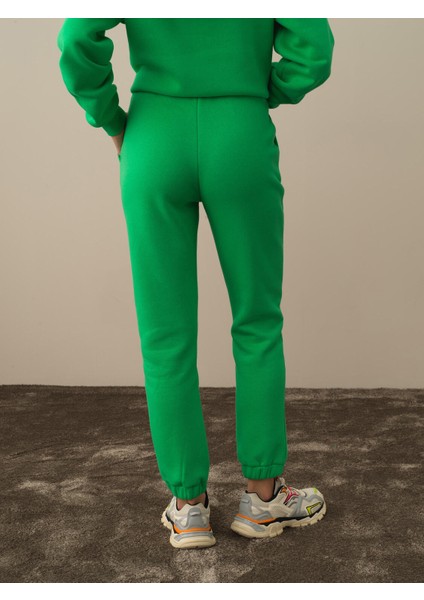 Kadın Yeşil Pamuk Dokulu Regular Fit Sweat Pantolon fırsatları