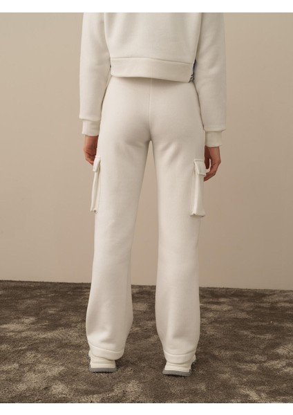 Kadın Kırık Beyaz Pamuk Dokulu Oversize Kargo Pantolon fırsatları