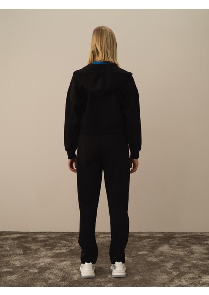 Kadın Siyah Pamuk Dokulu Regular Fit Sweatmont indirimleri