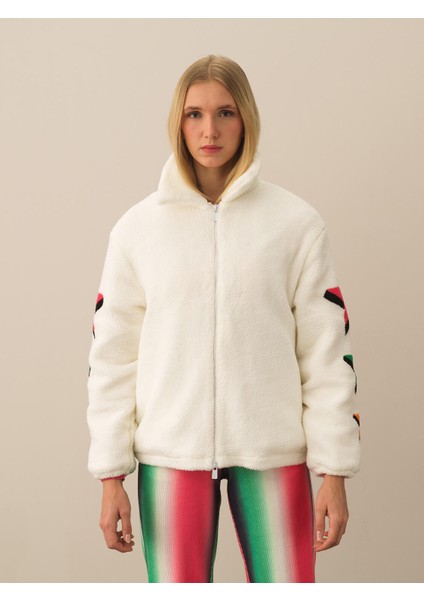 Kadın Kırık Beyaz Formunu Koruyan Oversize Sweatmont modelleri