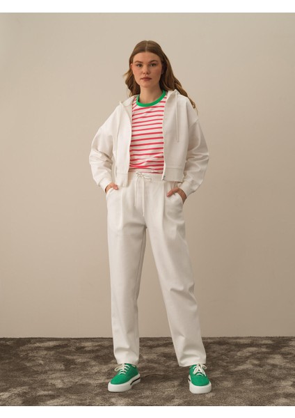 Kadın Kırık Beyaz Pamuk Dokulu Regular Fit Sweatmont