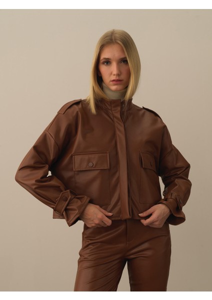 Kadın Camel Deri Görünümlü Oversize Ceket modelleri
