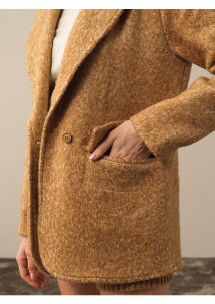Kadın Camel Pamuk Dokulu Regular Fit Ceket fırsatları