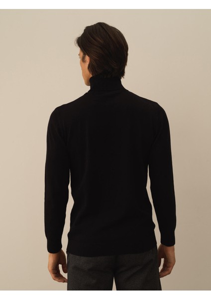 Erkek Siyah Pamuk Dokulu Regular Fit Kazak fırsatları