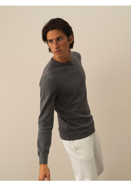 Erkek Koyu Gri Dokulu Pamuk Dokulu Regular Fit Kazak modelleri