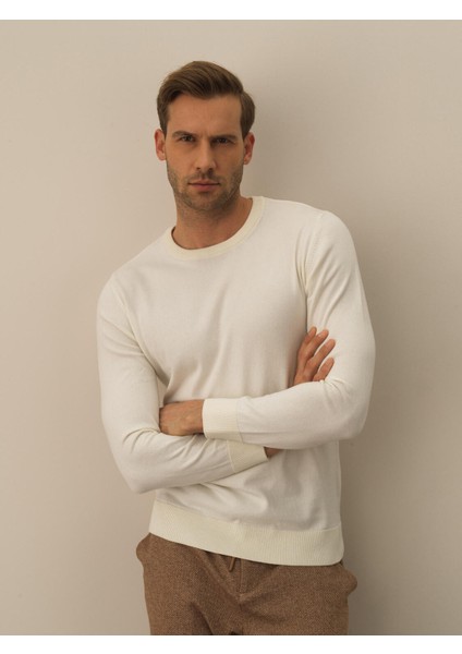 Erkek Ekru Pamuk Dokulu Regular Fit Kazak fiyatları