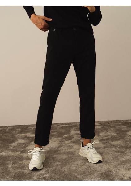 Erkek Siyah Esnek Dokulu Regular Fit Jogger Pantolon fiyatları