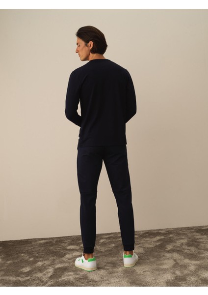 Erkek Lacivert Modal Dokulu Slim Fit Uzun Kollu Tişört fırsatları