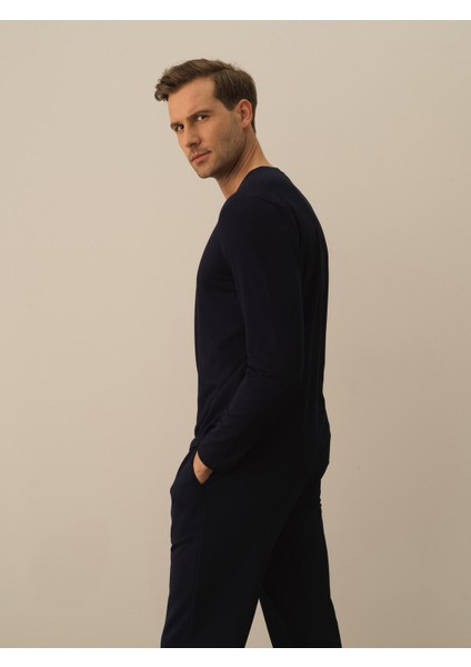 Erkek Lacivert Modal Dokulu Slim Fit Uzun Kollu Tişört modelleri