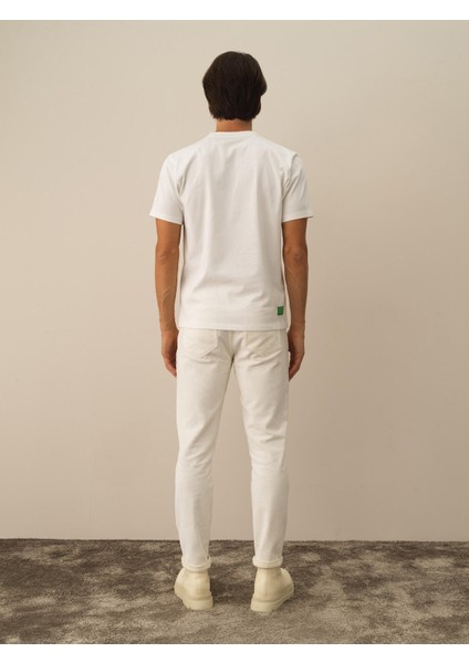 Erkek Kırık Beyaz Pamuk Dokulu Regular Fit Tişört indirimleri