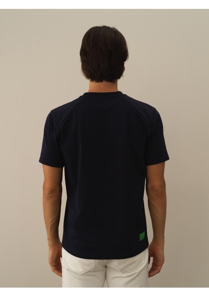 Erkek Lacivert Pamuk Dokulu Regular Fit Tişört indirimleri