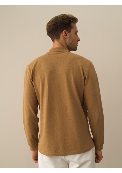Erkek Camel Pamuk Dokulu Regular Fit Uzun Kollu Tişört modelleri