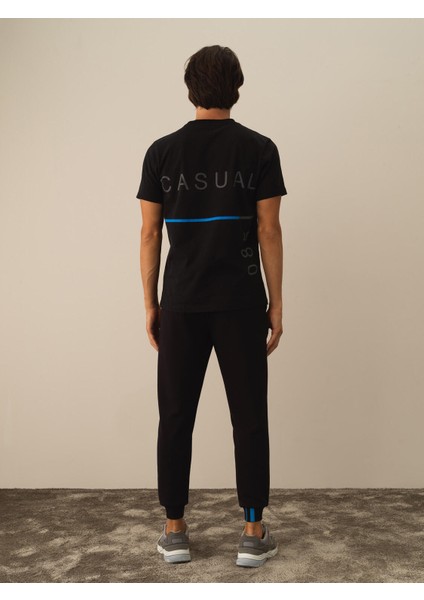 Erkek Siyah Pamuk Dokulu Regular Fit Tişört fırsatları