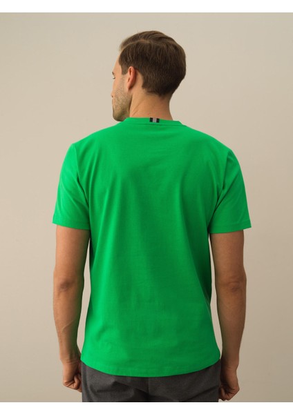 Erkek Yeşil Pamuk Dokulu Regular Fit Tişört modelleri