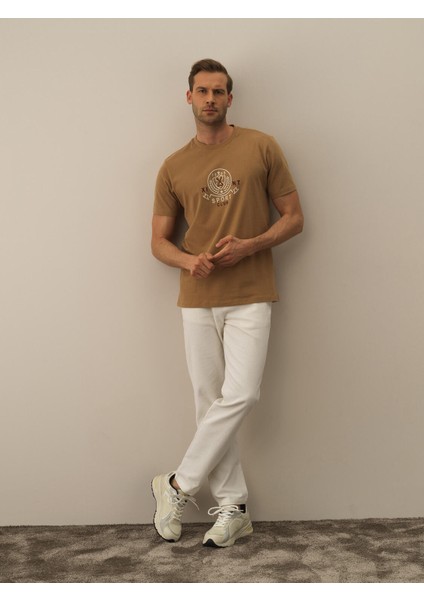 Erkek Camel Pamuk Dokulu Regular Fit Tişört