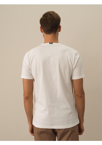Erkek Ekru Pamuk Dokulu Regular Fit Tişört fırsatları