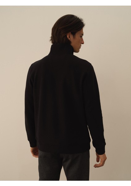 Erkek Siyah Pamuk Dokulu Regular Fit Sweatshirt fırsatları