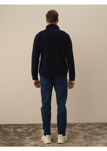 Erkek Lacivert Pamuk Dokulu Regular Fit Sweatshirt fırsatları