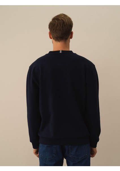 Erkek Lacivert Pamuk Dokulu Regular Fit Sweatshirt modelleri