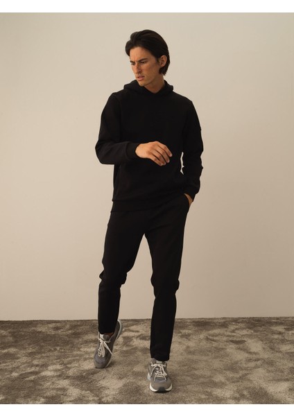 Erkek Siyah Pamuk Dokulu Regular Fit Sweatshirt