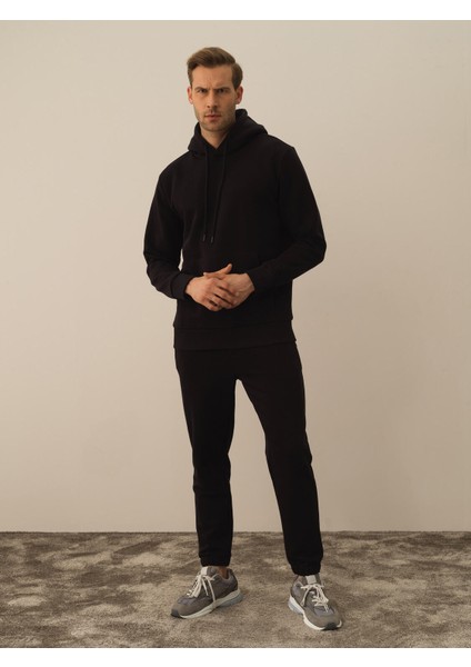 Erkek Siyah Pamuk Dokulu Regular Fit Sweatshirt