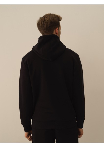 Erkek Siyah Pamuk Dokulu Regular Fit Sweatshirt modelleri