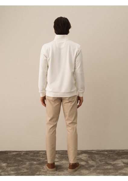 Erkek Ekru Pamuk Dokulu Regular Fit Sweatshirt indirimleri