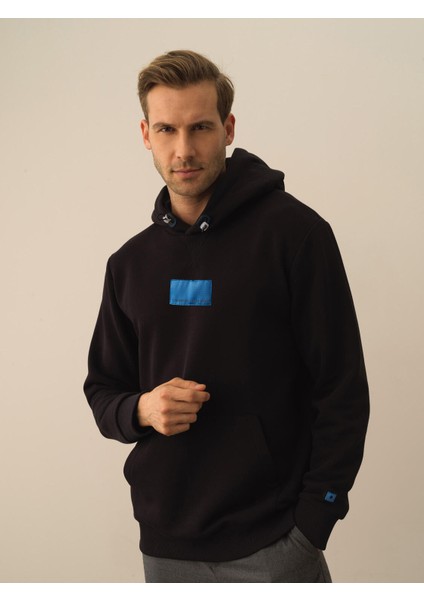 Erkek Siyah Pamuk Dokulu Regular Fit Sweatshirt