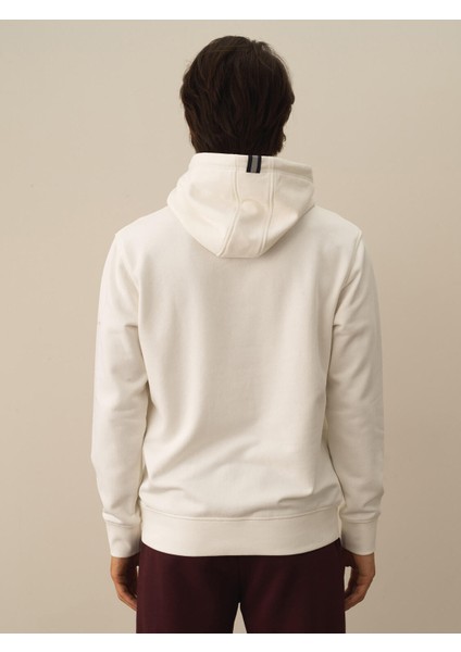 Erkek Ekru Pamuk Dokulu Regular Fit Sweatshirt fırsatları