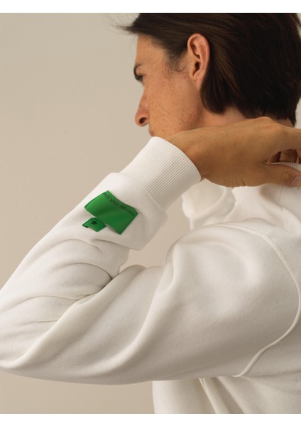 Erkek Kırık Beyaz Pamuk Dokulu Regular Fit Sweatshirt fiyatları