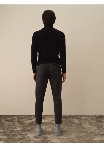 Erkek Siyah Pamuk Dokulu Slim Fit Jogger Pantolon indirimleri
