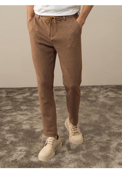 Erkek Camel Doğal Yün Dokulu Slim Fit Jogger Pantolon fiyatları