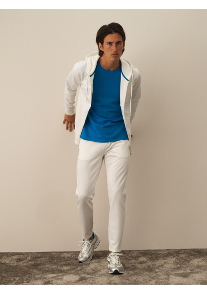 Erkek Kırık Beyaz Pamuk Dokulu Slim Fit Sweatmont