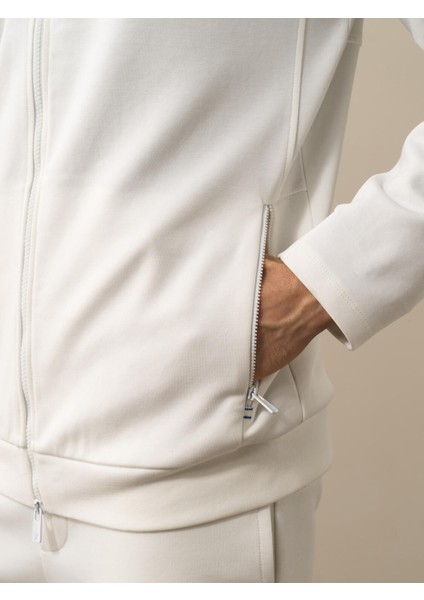 Erkek Kırık Beyaz Pamuk Dokulu Regular Fit Sweatmont modelleri