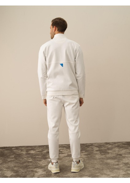 Erkek Kırık Beyaz Pamuk Dokulu Regular Fit Sweatmont indirimleri