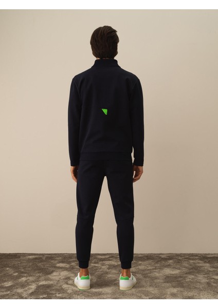 Erkek Lacivert Pamuk Dokulu Regular Fit Sweatmont fırsatları