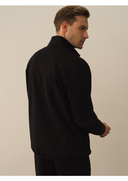 Erkek Siyah Pamuk Dokulu Regular Fit Sweatmont fırsatları