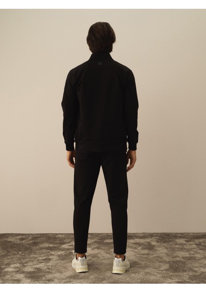 Erkek Siyah Pamuk Dokulu Slim Fit Sweatmont indirimleri