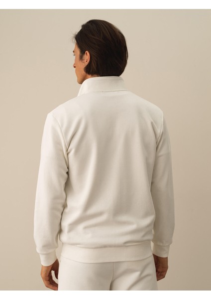 Erkek Ekru Pamuk Dokulu Regular Fit Sweatmont modelleri