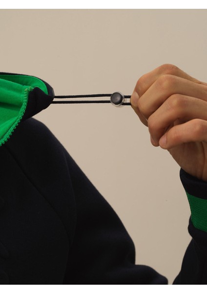 Erkek Lacivert Pamuk Dokulu Regular Fit Sweatmont fırsatları