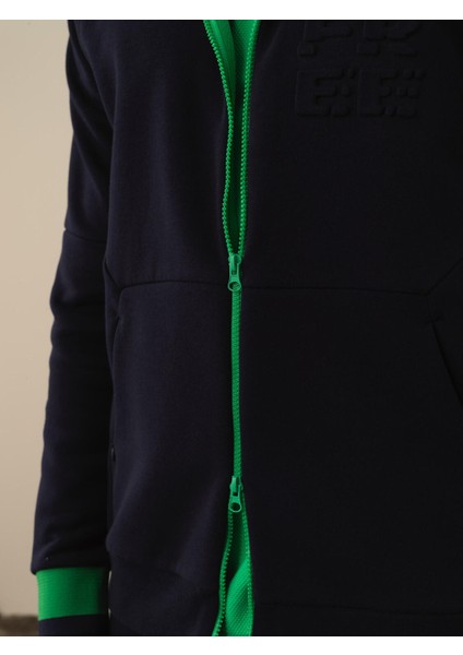 Erkek Lacivert Pamuk Dokulu Regular Fit Sweatmont indirimleri