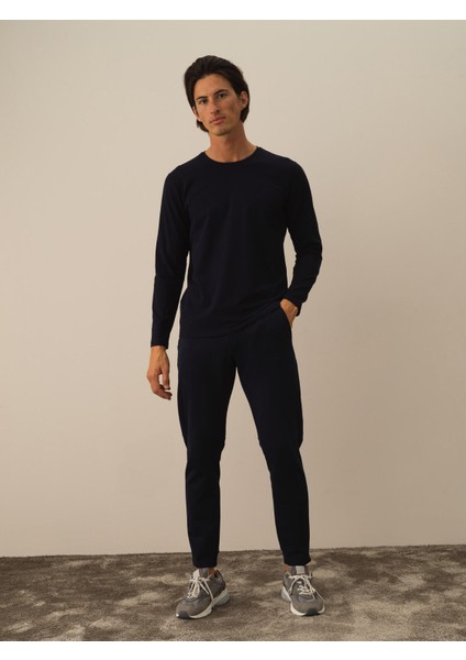 Erkek Lacivert Modal Dokulu Slim Fit Uzun Kollu Tişört