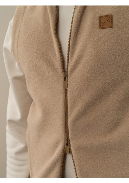 Erkek Bej Pamuk Dokulu Regular Fit Yelek fırsatları