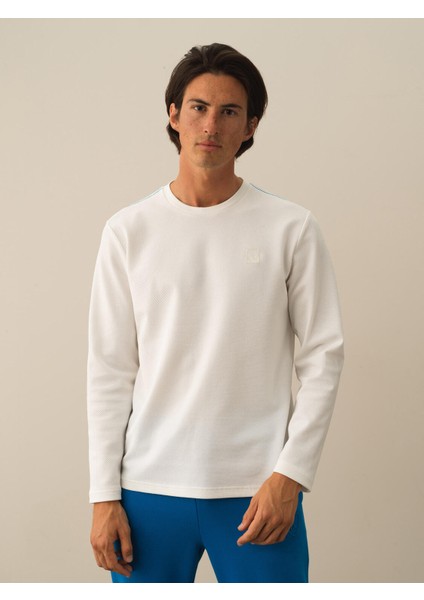Erkek Kırık Beyaz Pamuk Dokulu Regular Fit Uzun Kollu Tişört fiyatları