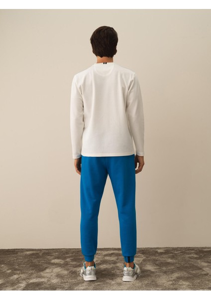 Erkek Kırık Beyaz Pamuk Dokulu Regular Fit Uzun Kollu Tişört fırsatları