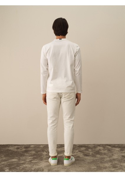 Erkek Kırık Beyaz Pamuk Dokulu Regular Fit Uzun Kollu Tişört fırsatları