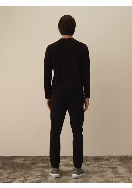 Erkek Siyah Pamuk Dokulu Regular Fit Uzun Kollu Tişört fırsatları