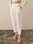 Kadın Kırık Beyaz Esnek Dokulu Oversize Pantolon 2