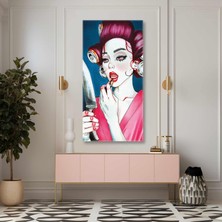 Başında Sarı Çiçekler Olan Kırmızı Rujlu Kadın Boyuna Dikey Kanvas Tablo