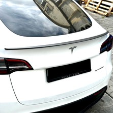 Tesla Model Y Performans Mat Karbon Spoıler